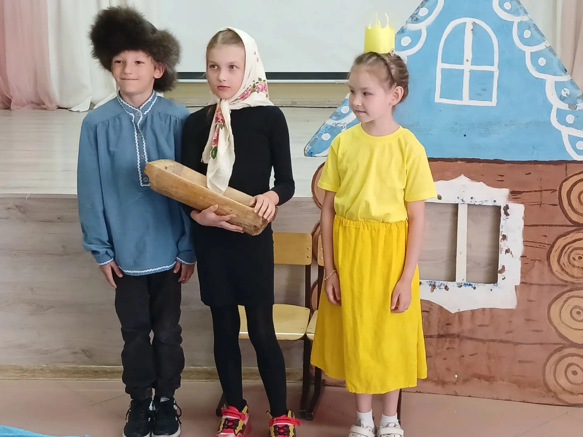 📅 5 июня. Пушкинский день в школьном лагере! 📚✨

Сегодня в нашем лагере дневного пребывания прошёл