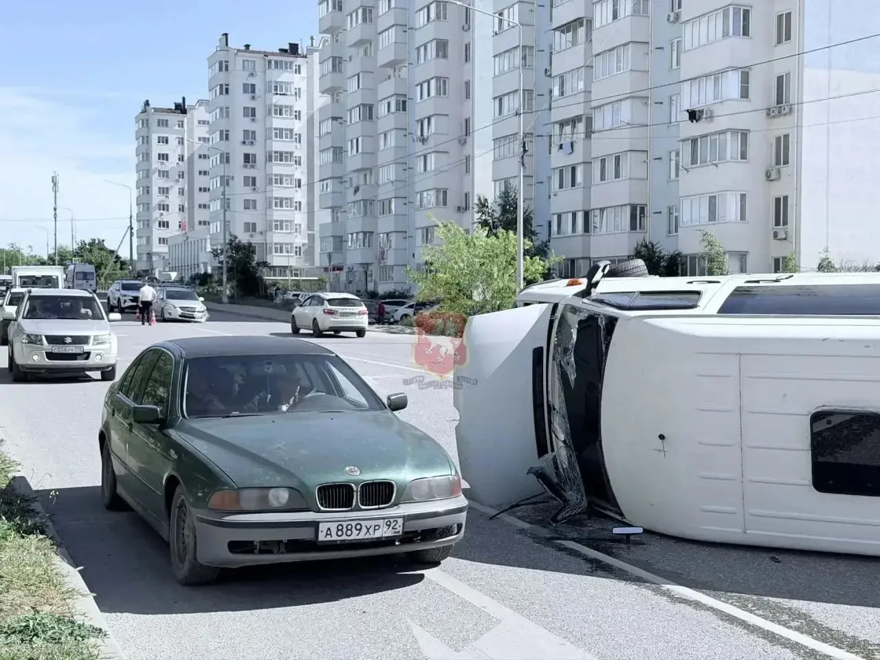 🚨 Автобус опрокинулся после столкновения с легковушкой в Севастополе

ДТП произошло на улице Горпищ