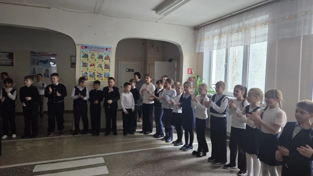 🎉Доброе утро, дорогие подписчики! 

Вчерашний день для учеников начальных классов прошёл на легче, 