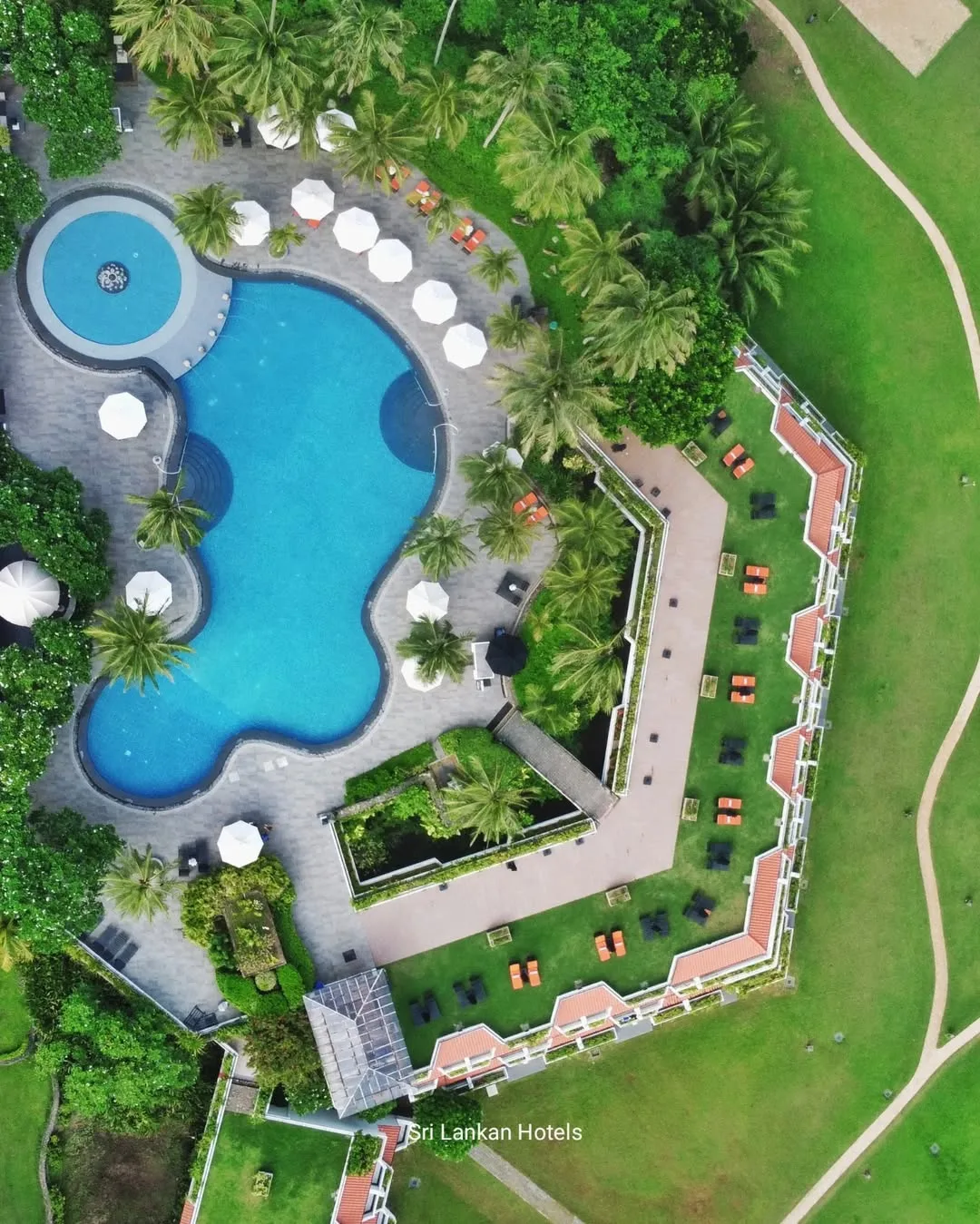 TAJ BENTOTA RESORT & SPA 5 — место, где хочется забыть про обратный билет 🌴🇱🇰

Очень аутентичный 