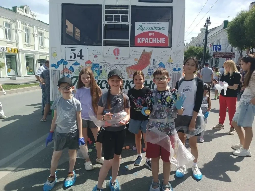 ✨ Сегодня 5 «А» класс сделал Омск чуточку ярче! ✨

Ребята приняли участие в мероприятии «Сделай Омск