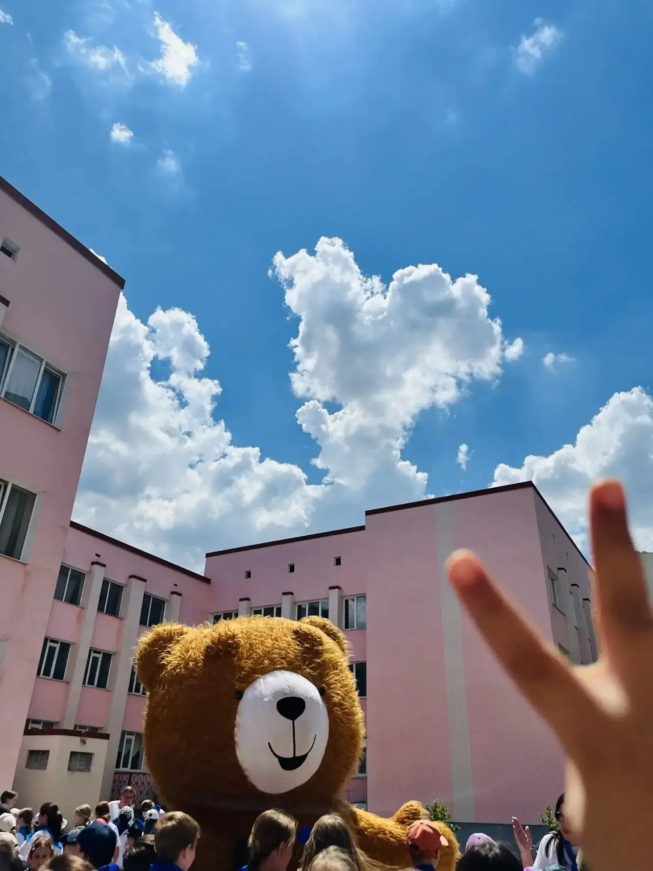 «Звездный патруль» отметил День России очень ярко! 🇷🇺

Для ребят педагоги подготовили грандиозную 
