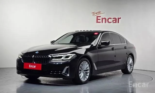 Авто из Кореи 🇰🇷| BMW G30 530i Luxury 🚘
 
Дата регистрации: 2022/06
Двигатель: 2.0 Бензин | 252 л