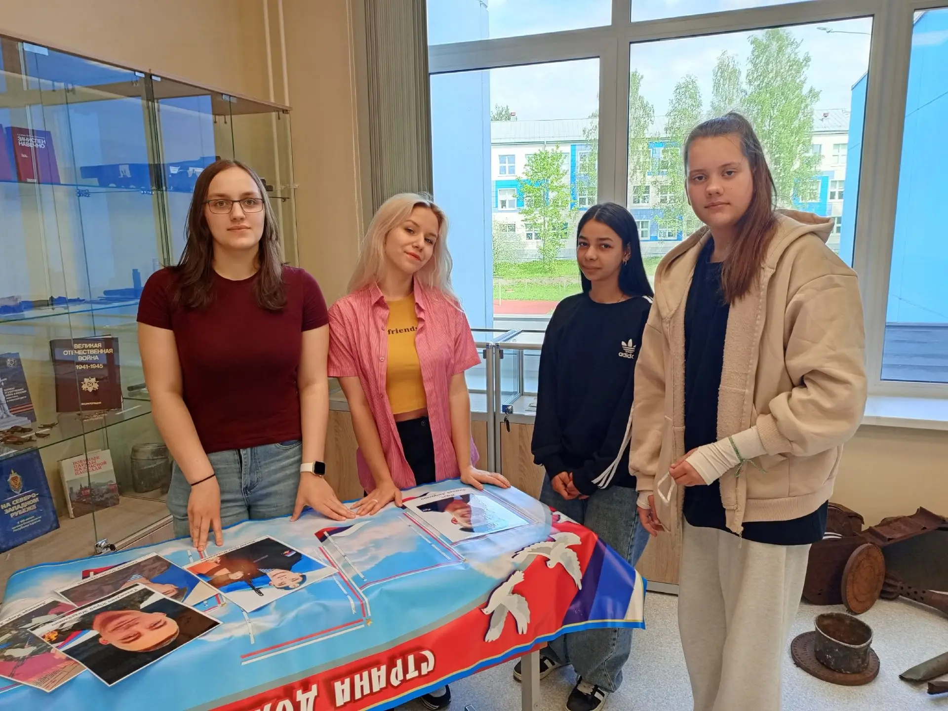 📰 В школьном музее появится баннер в честь участников СВО
🕊️ В рамках Международного дня музеев ак