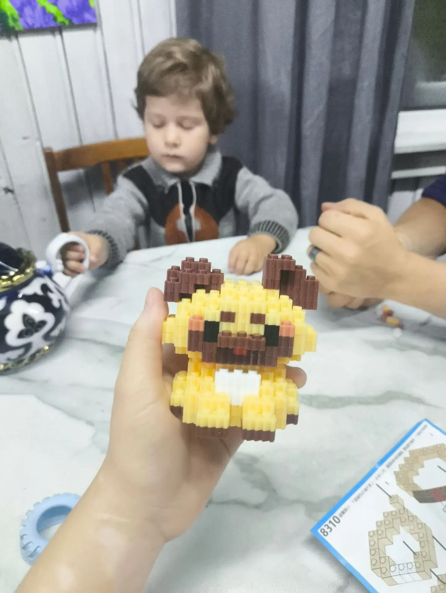 Я оставила все свои нервные клетки в этом конструкторе 🤣 на помощь уже звала мужа
* И то собрали не