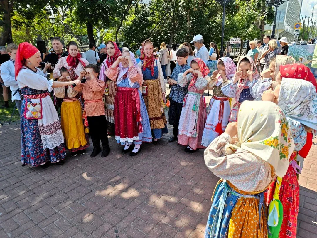Проект «Пластов в моде» Дворца культуры «Руслан» на фестивале русской культуры «Книжная миля» «Сказо