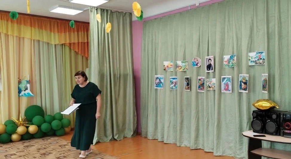 День рождения великого поэта А.С. Пушкина. 


Читайте Пушкина, друзья!
Читайте сказки!
И будет жизнь