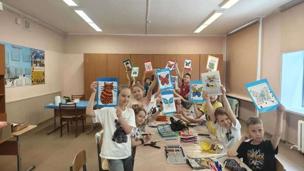 🌞 Пятый день в школьном лагере: дружба, смех и незабываемые моменты! 🌞 
 
☀️ Пятый день нашей лаге