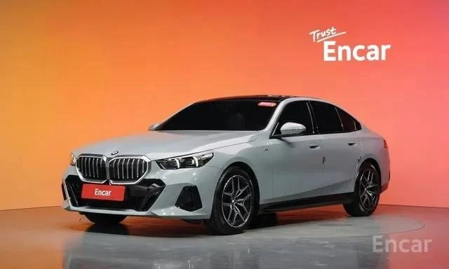 Авто из Кореи 🇰🇷| BMW 5 Series (G60) 520i M Sport 🚘
 
Дата регистрации: 2025/03
Двигатель: 2.0 Бе