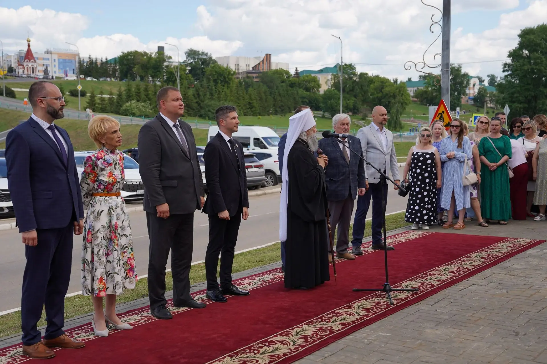 12 июня в День России и День города Саранска у стен Мордовского краеведческого музея им. И. Д. Ворон