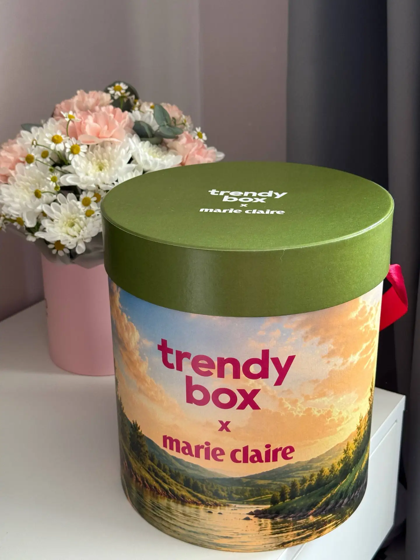 — Я просто в восторге от коробочки Trendy box! 💖

{Духи-миниатюры от biblioteka aromatov, которые с