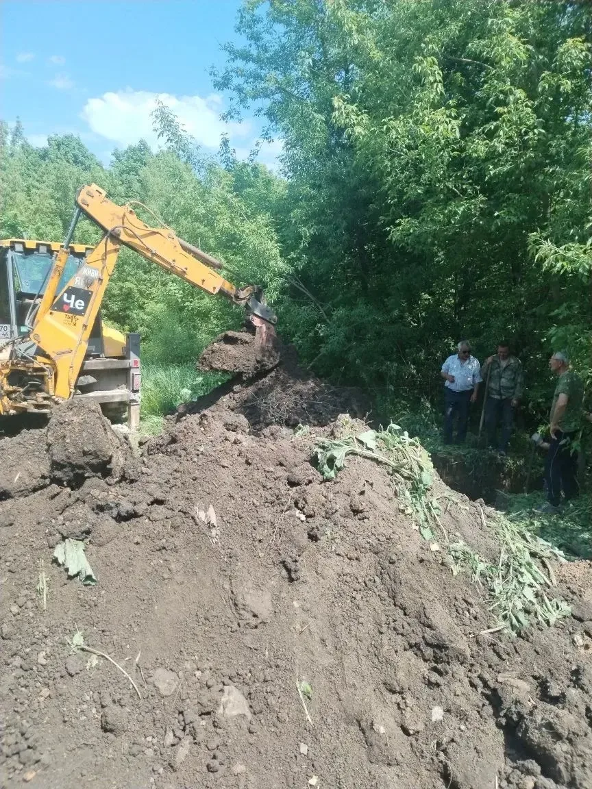🔹 В Новоспасском сельсовете восстановлена плотина на улице Садовой!

Совместными усилиями сотрудник