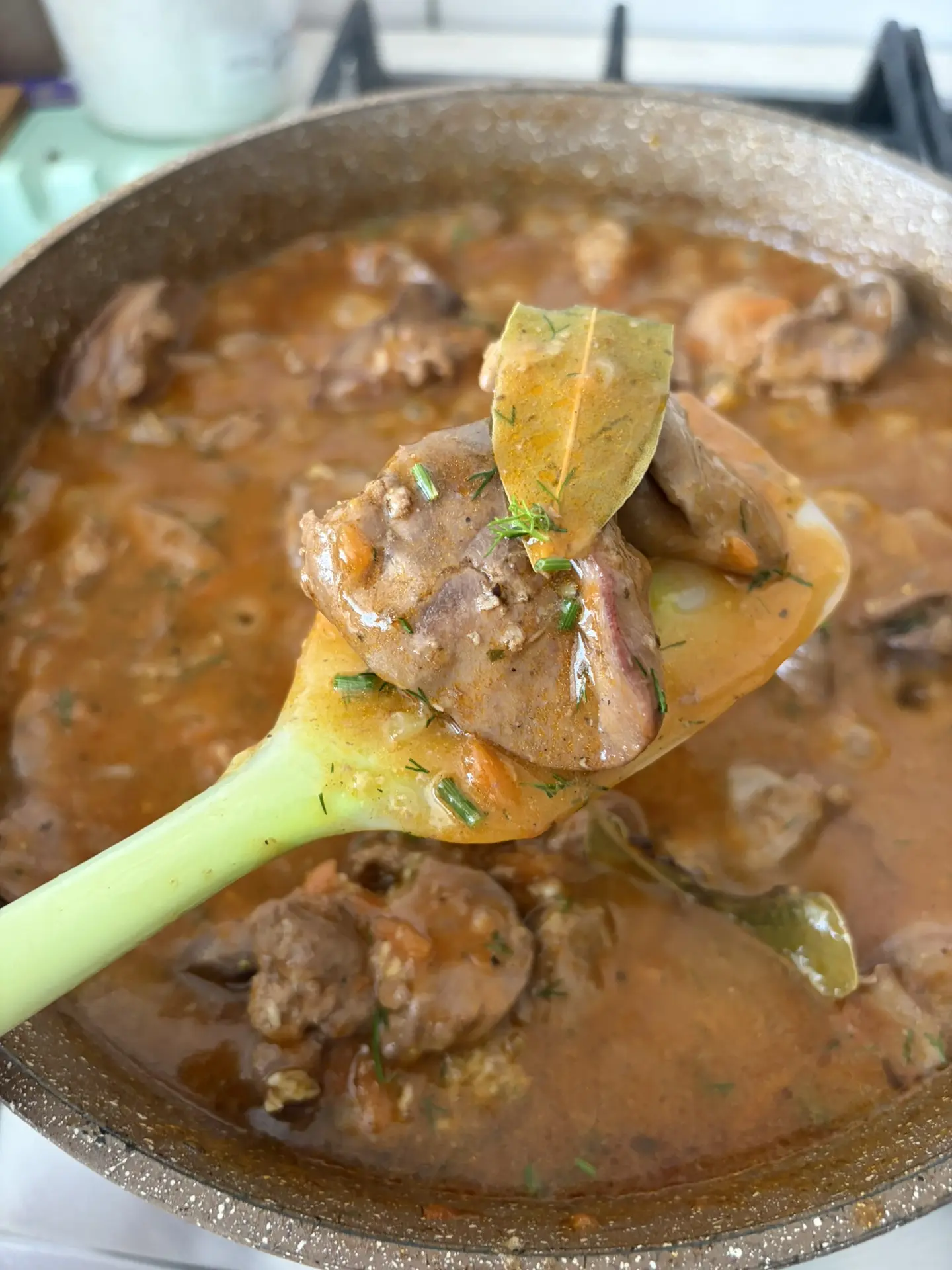 На ужин приготовила 
«КУРИНУЮ ПЕЧЕНЬ»

Полезно и вкусно 🤤

Обжарить лук, морковь🥕 
Добавить печень