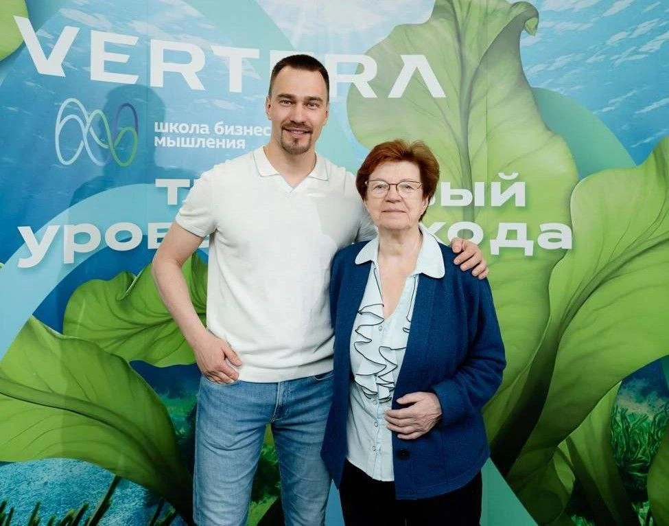 🎉 Сегодня празднует День рождения Партнер Компании VERTERA в ранге Бриллиант — Сергеева Галина Игна