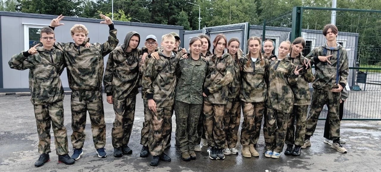 Почему в «Жуков» хочется возвращаться снова и снова?

😉 Не нарушаем пятничных традиций и рассказыва