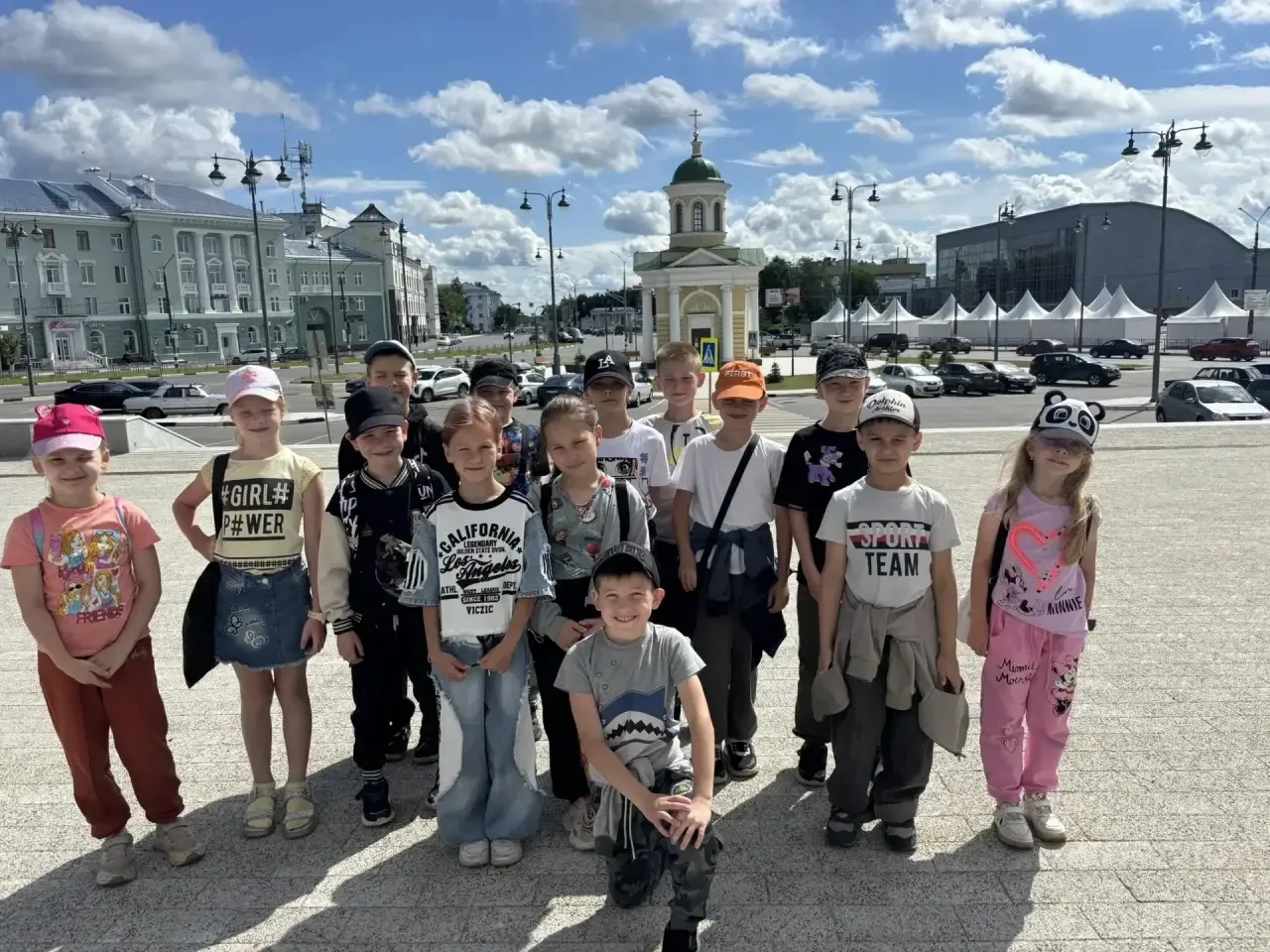 ☀️ ЛАГЕРЬ «СОЛНЫШКО»: ДЕНЬ ДЕВЯТЫЙ — МУЗЫКА, ДРУЖБА И НАСТОЯЩИЙ КОМАНДНЫЙ ДУХ! 🎶🌍

Девятый день на