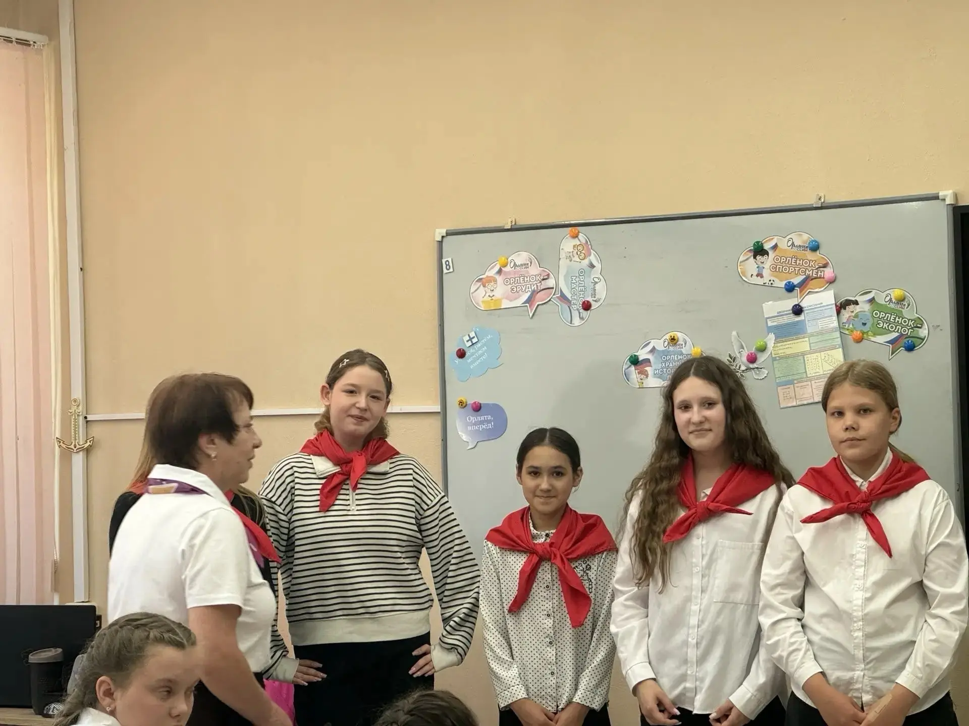 19 мая День детских общественных организаций России.
Каждая школа нашей страны имеет свою историю, и
