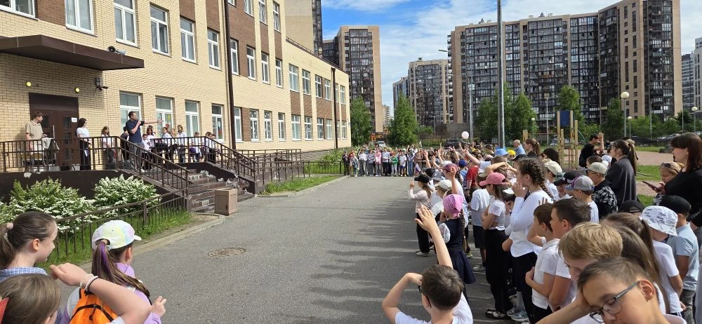 🚩 День России в нашем лагере: гордость, творчество и новые победы!

Сегодня прошла торжественная ли