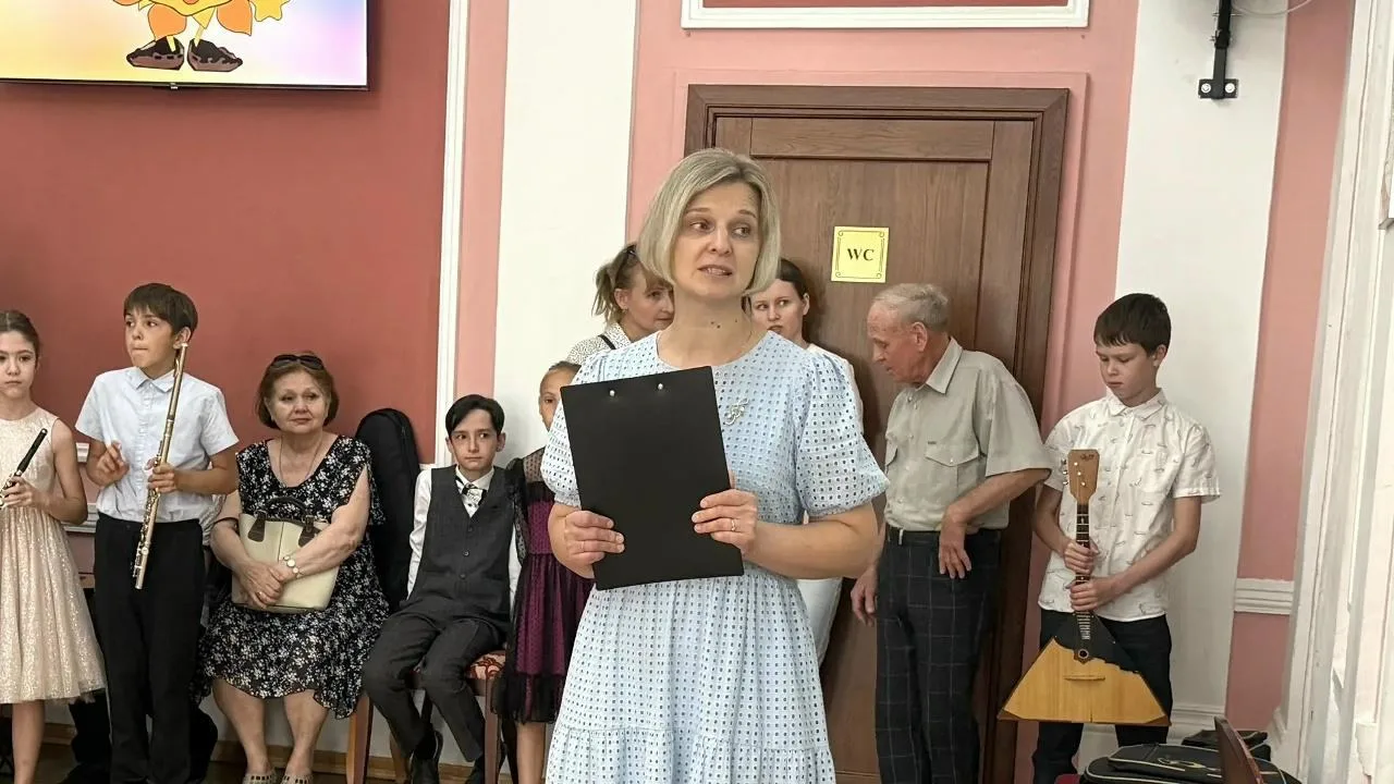 В кукольном театре состоялся традиционный концерт учеников нашей школы. Ребята, вместе с юными астра