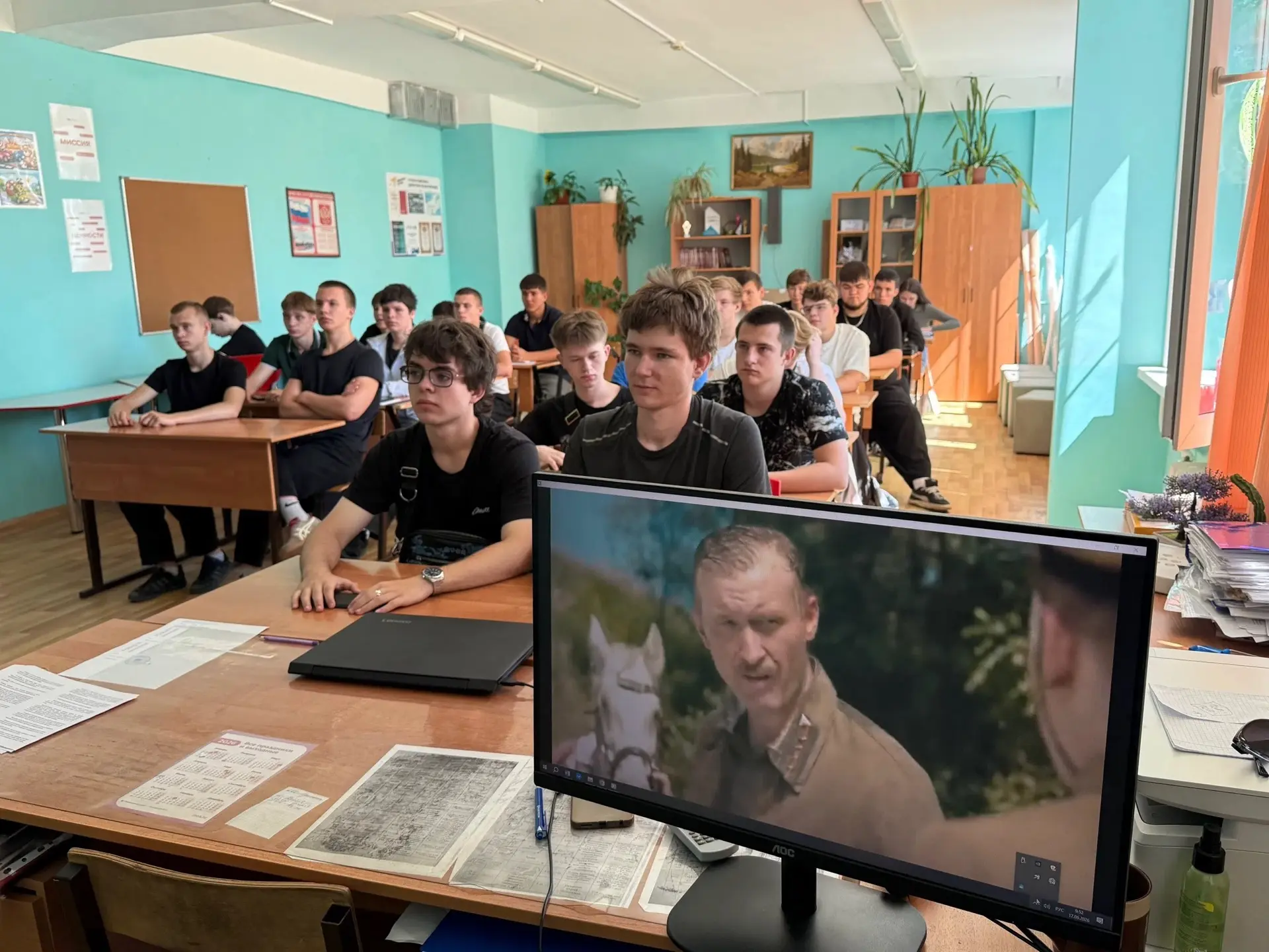 22 июня — День памяти и скорби. В этот день мы вспоминаем тех, кто отдал жизни за нашу свободу

Сове