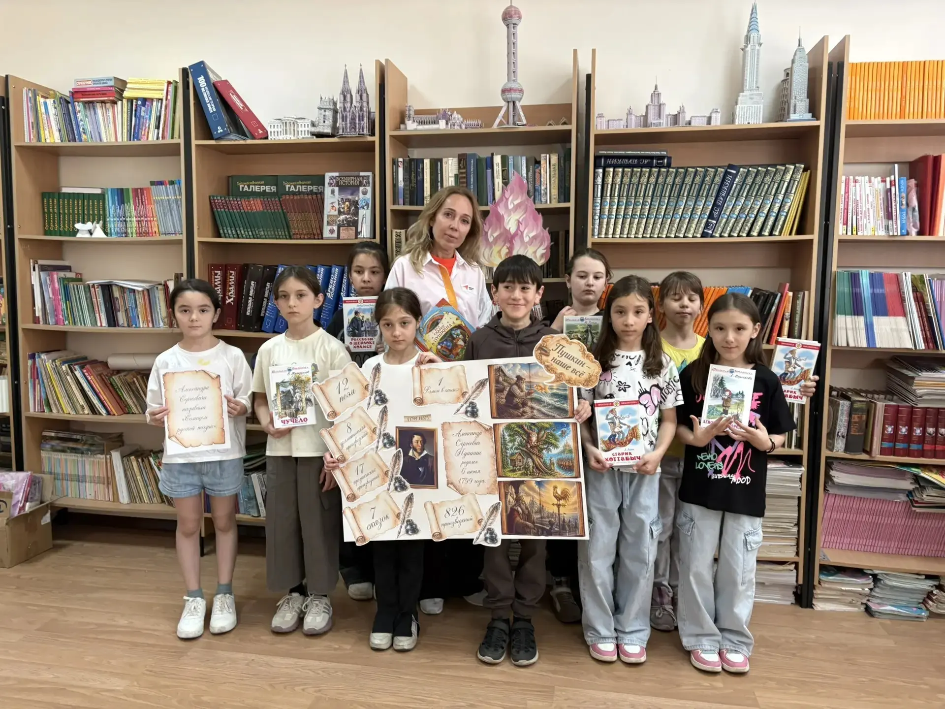 🎭 День 6: Наш Пушкинский день! 📚

Шестой день нашего лагеря был посвящён великому русскому поэту —