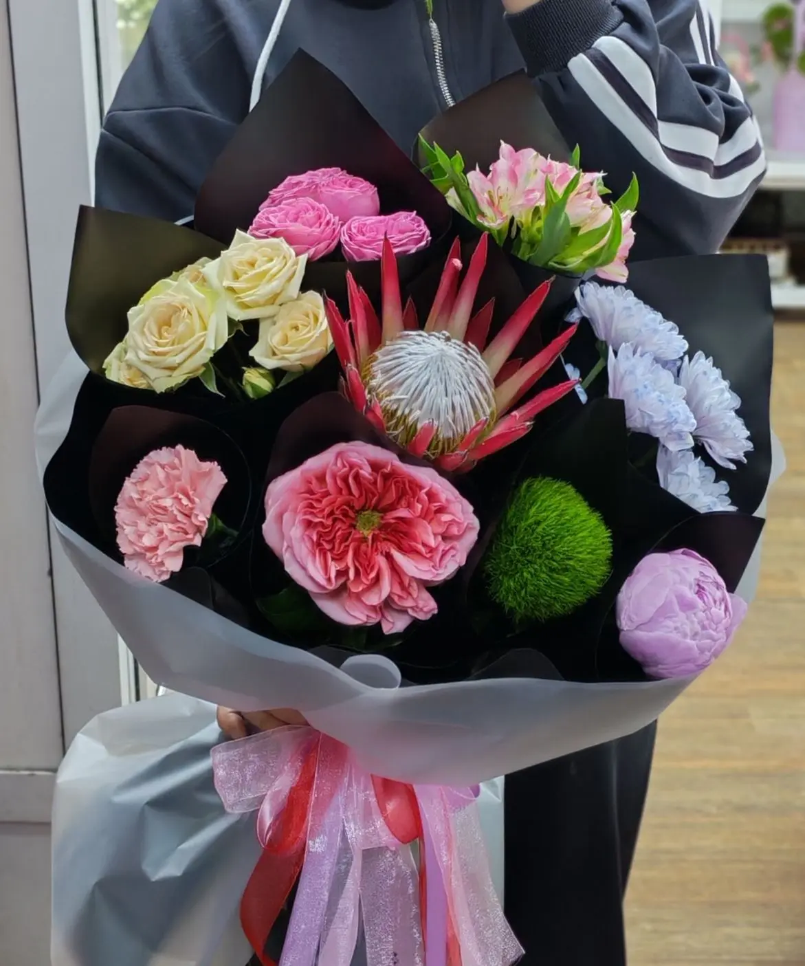 3700💐🌘
