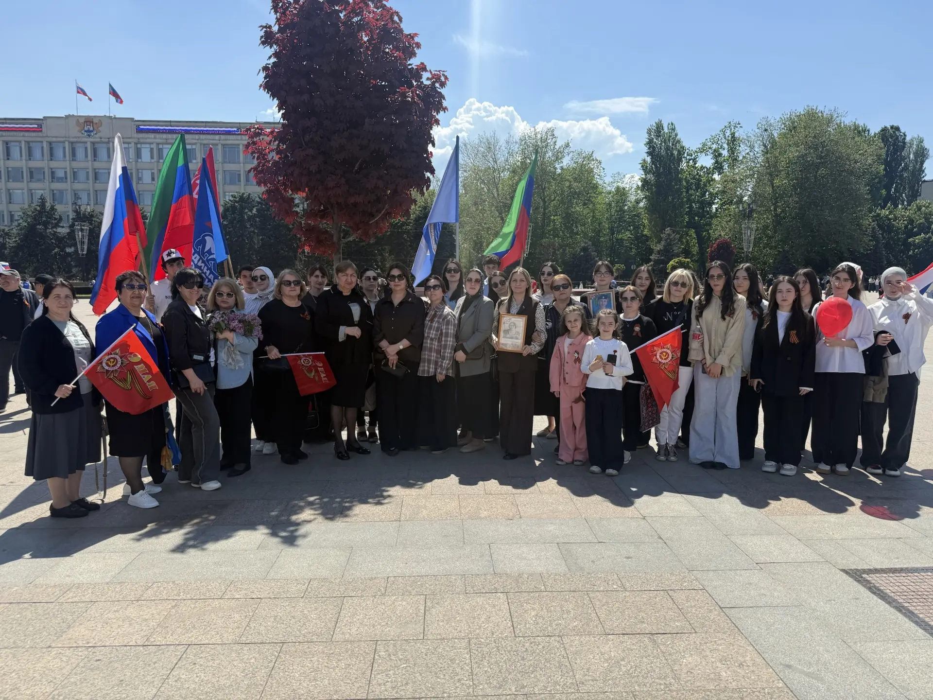 🎖 Память в сердце, гордость в глазах!

Учителя и учащиеся нашего лицея приняли участие в торжествен