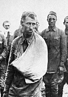 💉🧑🏻‍⚕️ Сегодня мы с Вами поговорим о медицине в нацистских концлагерях.

⛓️‍💥🥲 Один из врачей Д