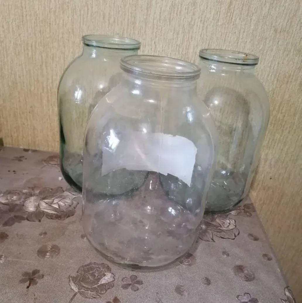 Продаю 3 литровые банки, есть 0.5л, 0.7л, литровые банки, Энгельс, лс