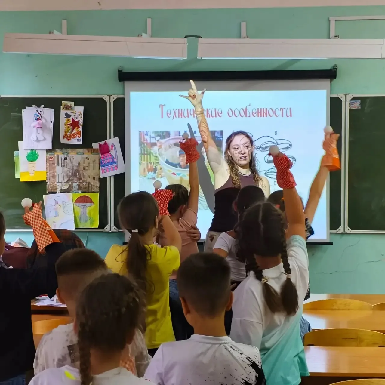 🧸 10-й день в «Лесовичке» — день технологий, творчества и музыки

Десятый день пролетел незаметно, 