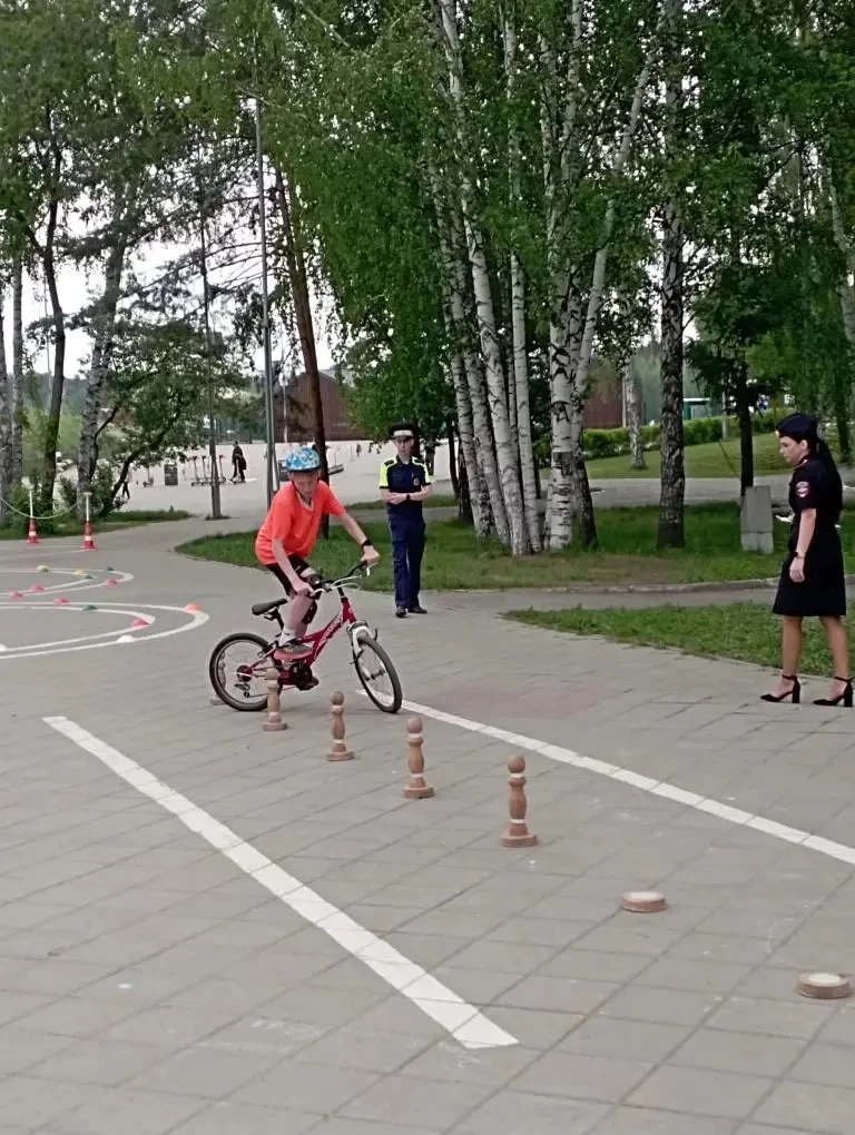 Безопасное колесо 2026 🚴

20 мая в парке Маяковского состоялся городской этап конкурса «Безопасное 