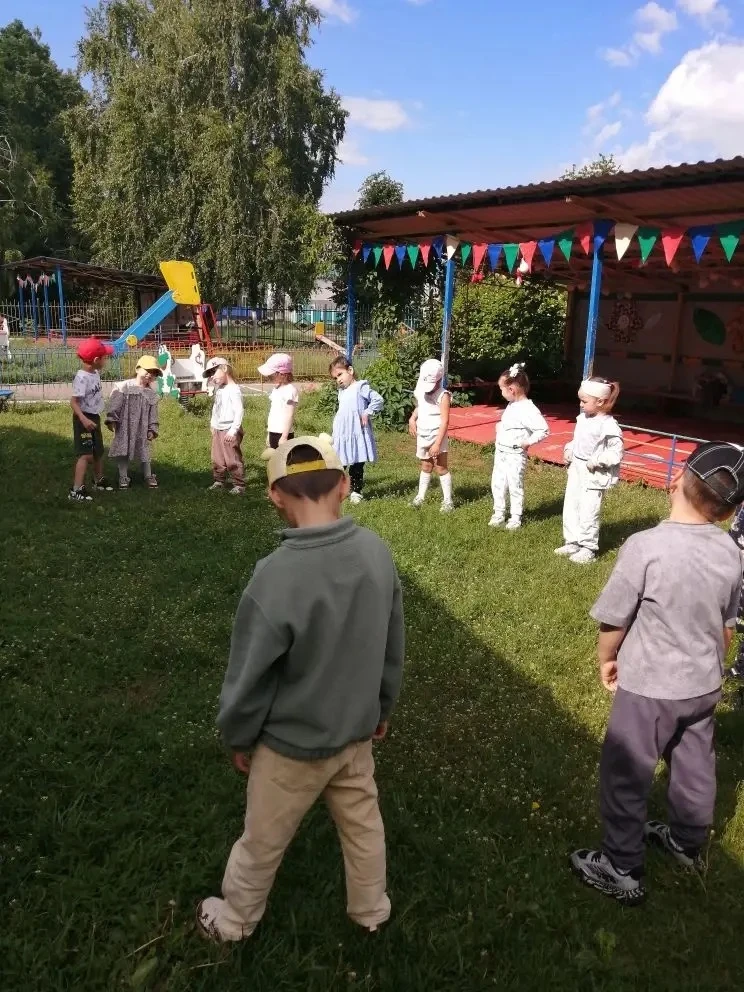 Саф һавада иртәнге гимнастика ☺️🏃‍➡️👯