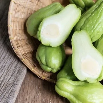 🥒 Чайот — мексиканское чудо: огурец, кабачок и картошка в одном флаконе

Чайот — экзотическая культ