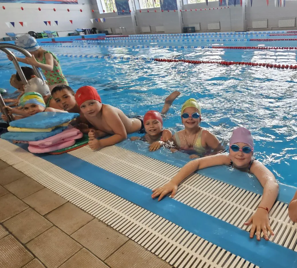 🐬Тренировка по плаванию для школьников в рамках акции «Спортивный Донбасс»

🏊‍♂️🌊🏊‍♀️В рамках ре
