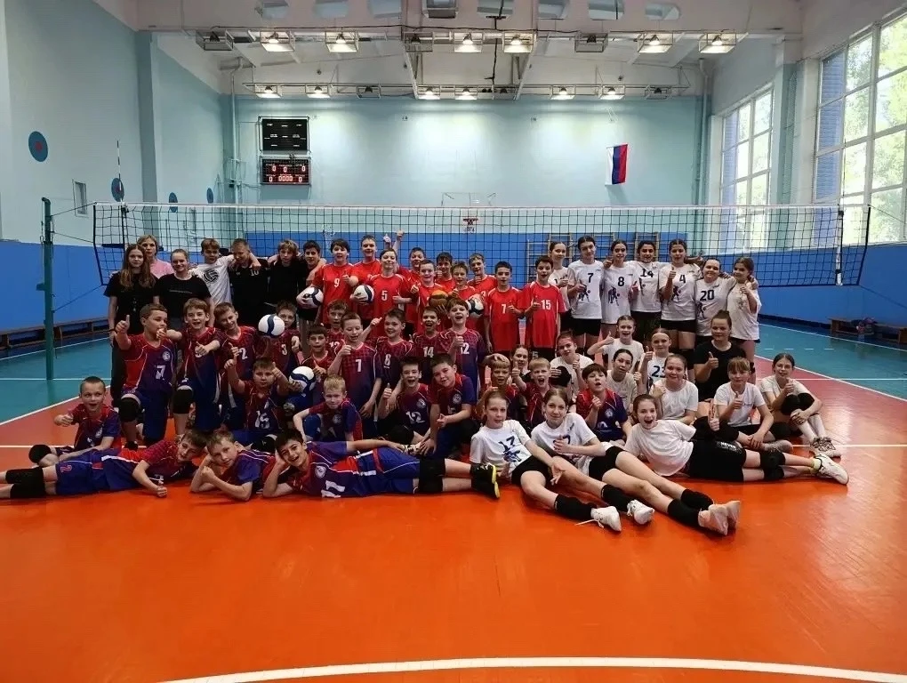 🏐 Когда сказали «просто поиграем»…

А в итоге:
— минус голос от криков 😅
— плюс +💯 к эмоциям 🔥
—