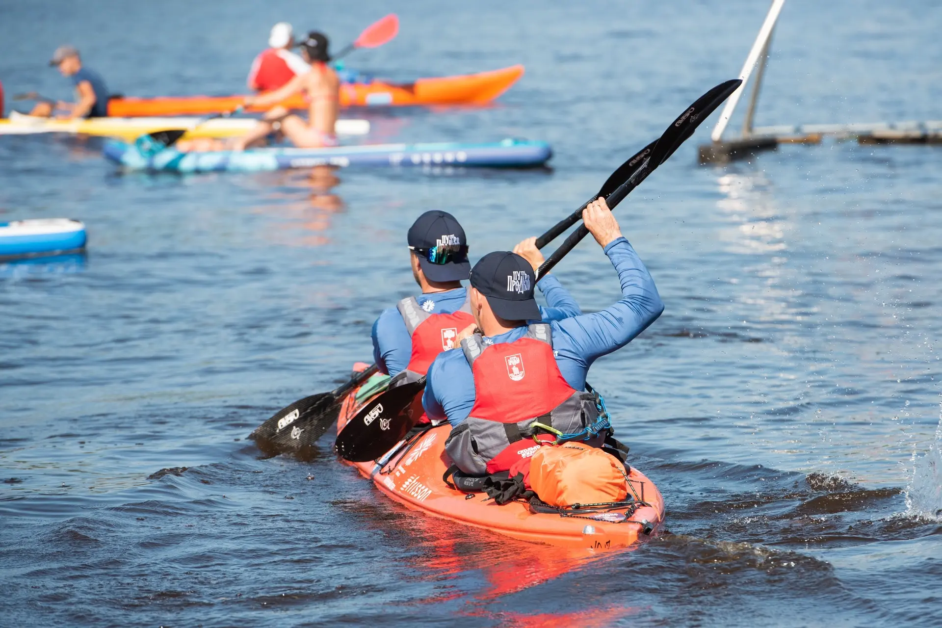 А у нас началась новая экспедиция

🛶 Экспедиция на каяках и байдарках по реке Сотка в Пинежском зап
