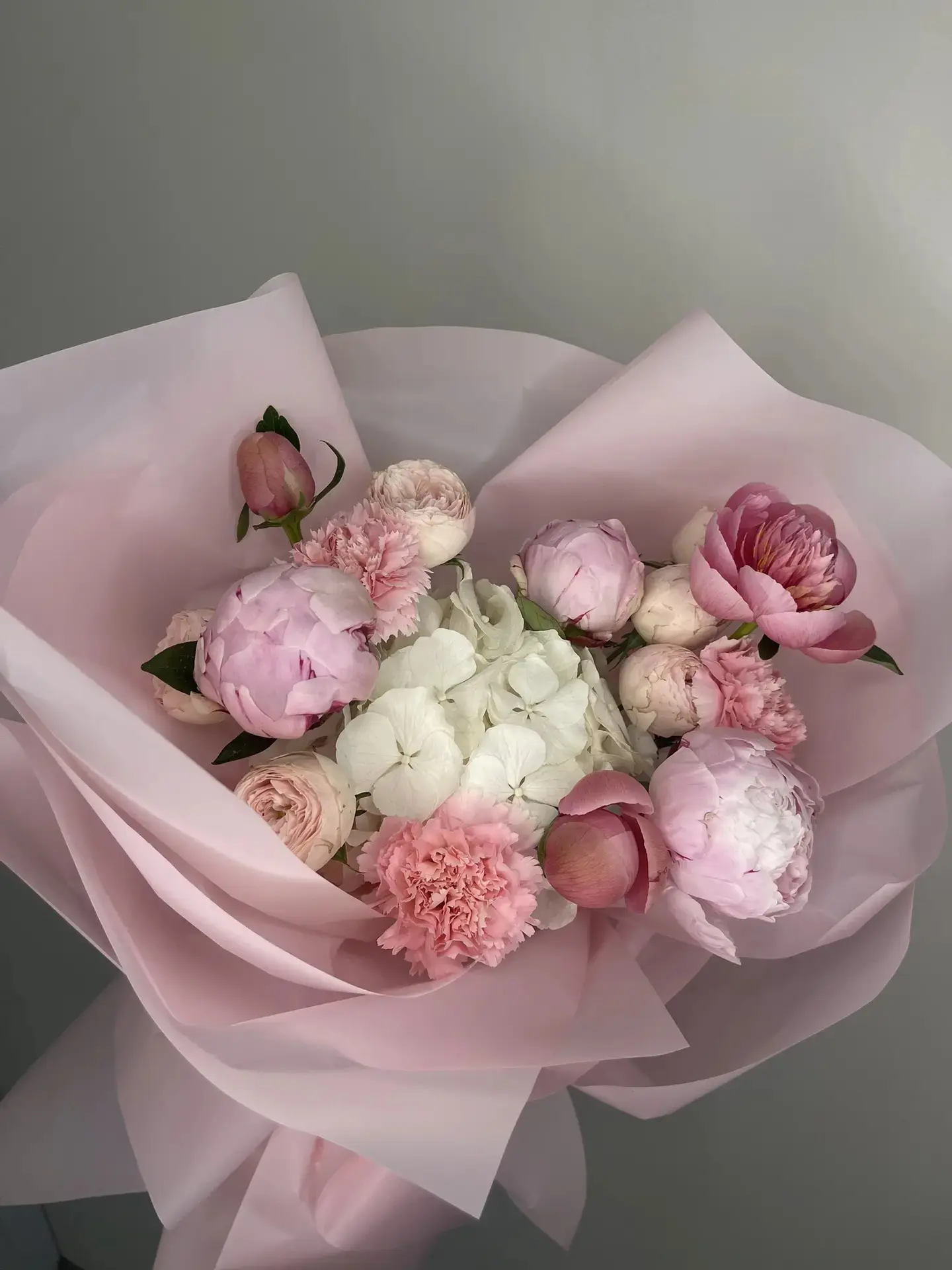 С днём России! 💞
Хороших выходных и настроения!

Заказать букет с доставкой или забрать в мастерско