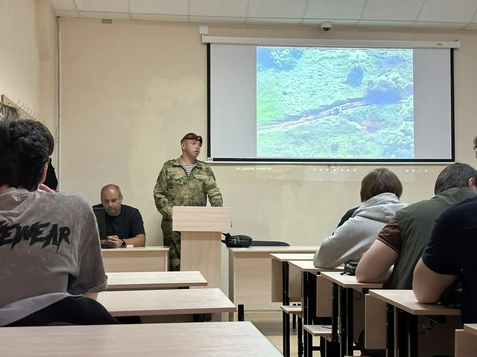 📌11 июня 2026 в филиале РТУ МИРЭА в г. Ставрополе представитель войсковой части, прапорщик Веселов 