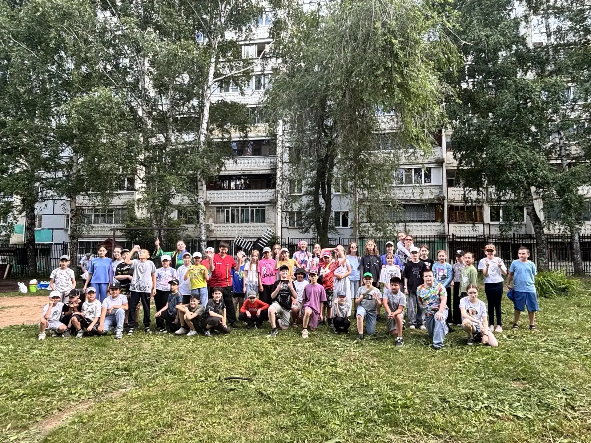 День безопасности и спорта в пришкольном лагере
Сегодня в нашем пришкольном лагере прошел тематическ