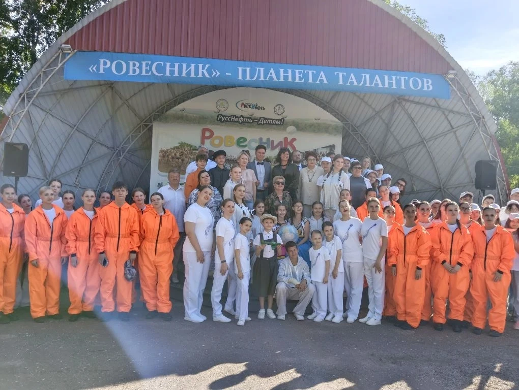 Творческая школа для одаренных детей, молодежи и преподавателей «Волжская радуга» 2026 открылась!

С