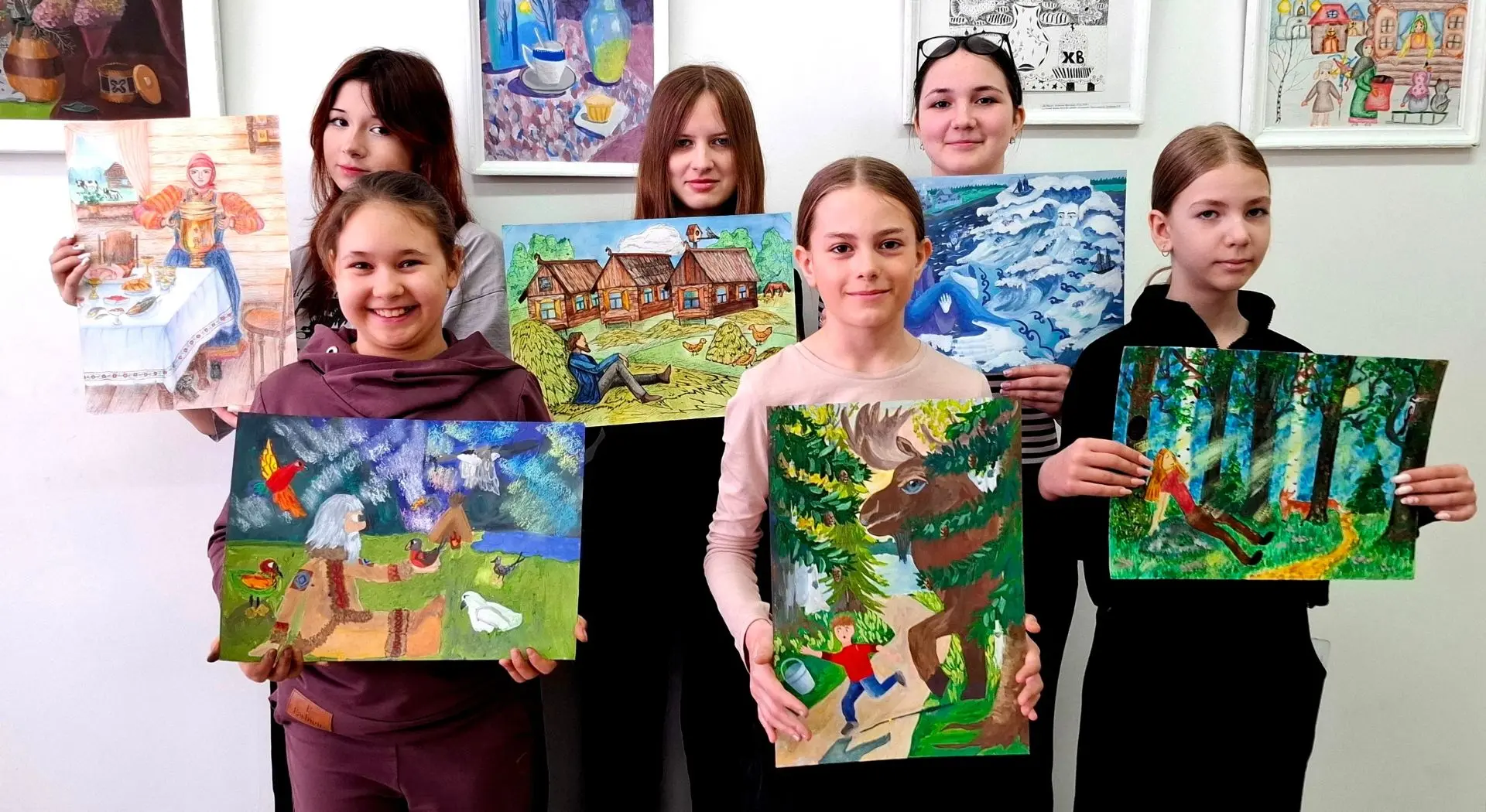 🎨 Триумф юных художников-иллюстраторов!
Наши юные таланты с блеском выступили на Всероссийском конк
