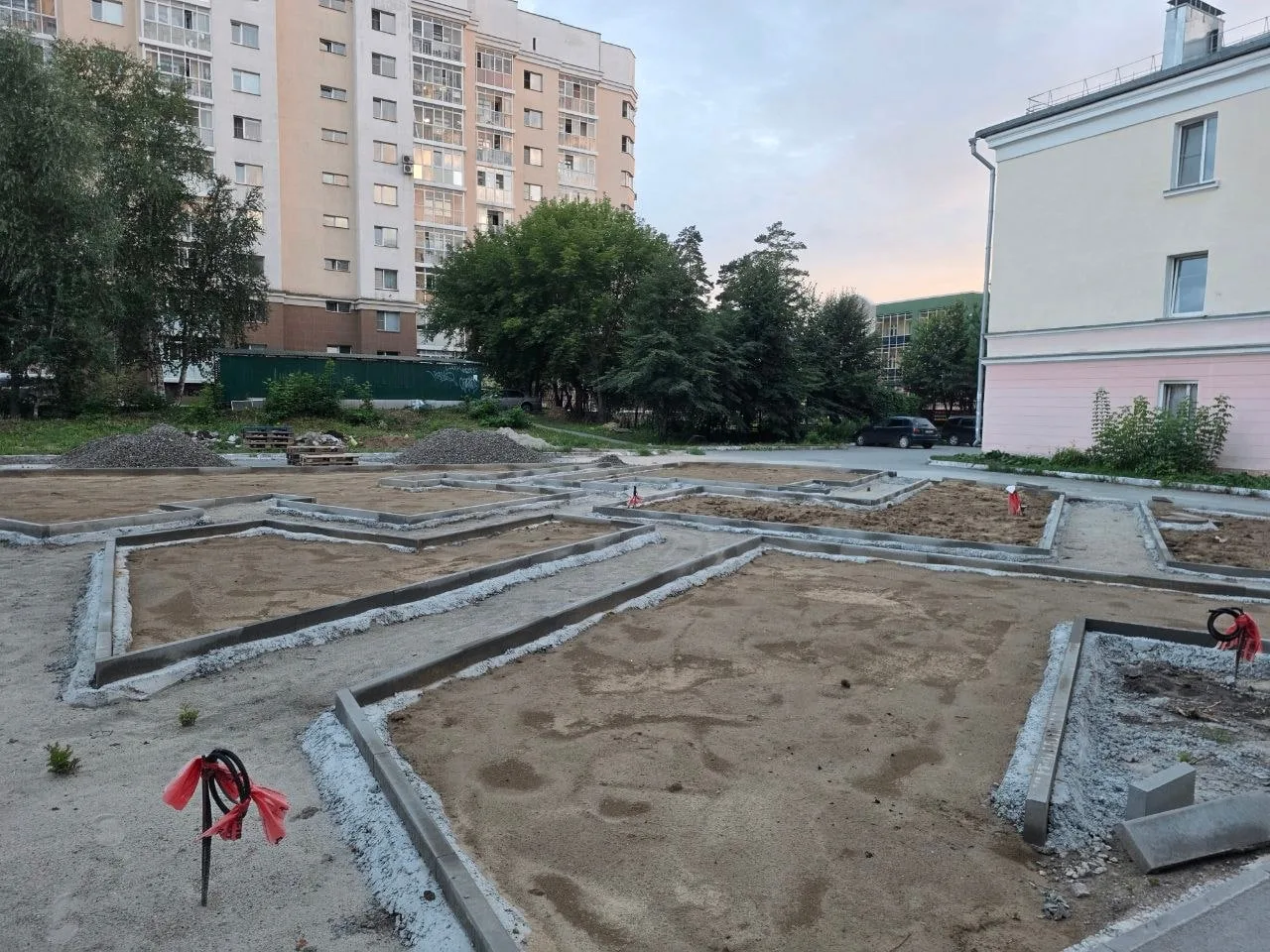 Новый сквер "Влюбленных" уже совсем скоро появится в Первомайском районе по улице Героев Революции �
