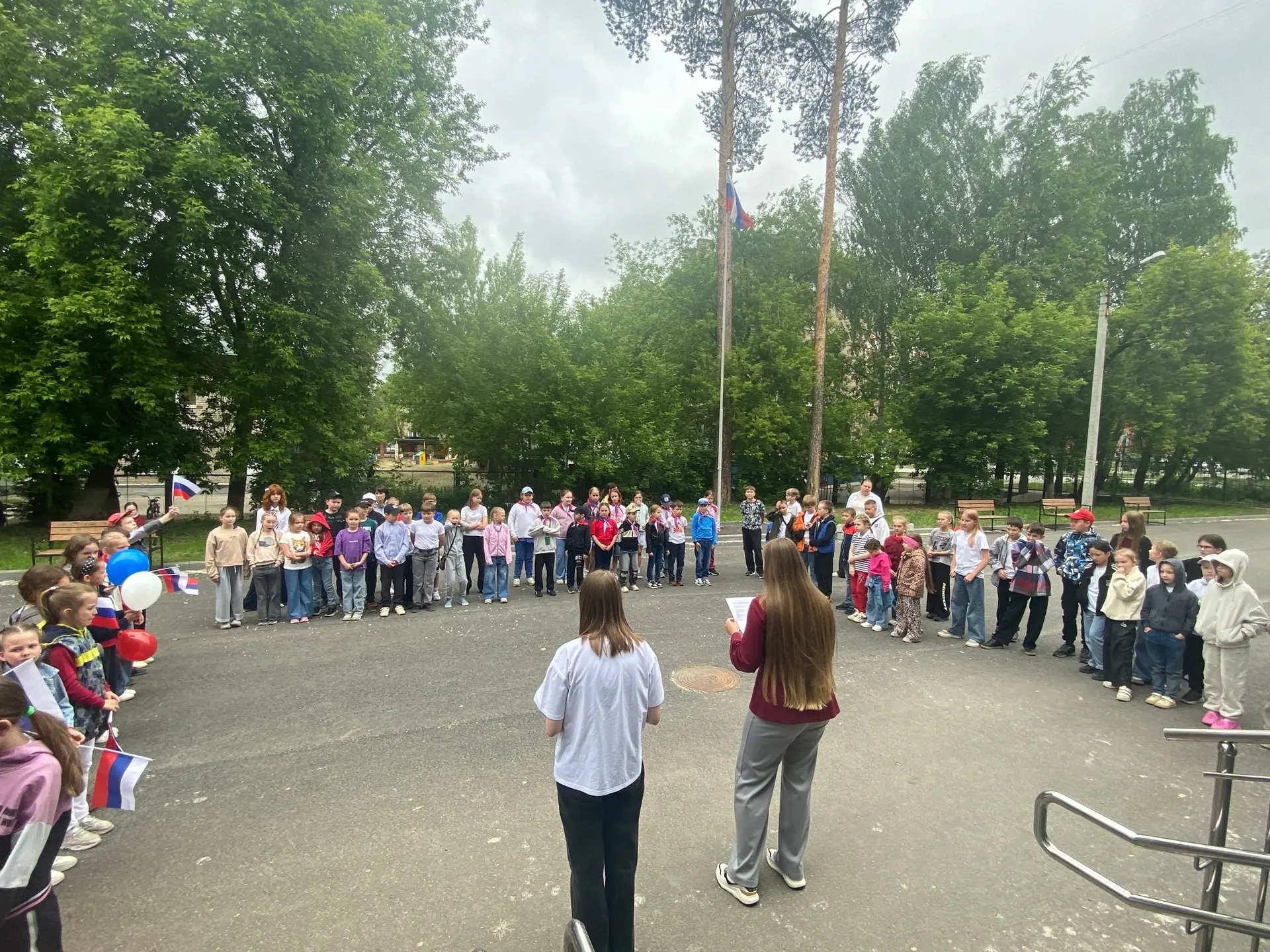 10 июня, среда 
📌 Станция «Большая страна»

Сегодня все мероприятия в лагере были посвящены приближ