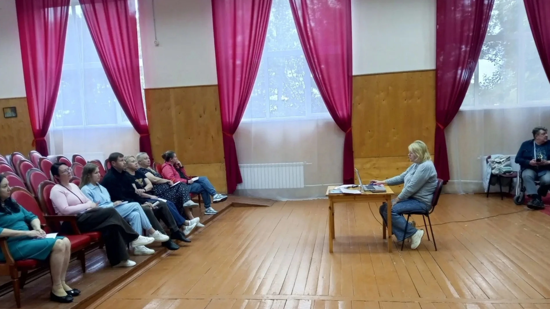 🧠 Групповые встречи с психологом стали уже традицией! Мы обсудили влияние стресса на нашу жизнь и о