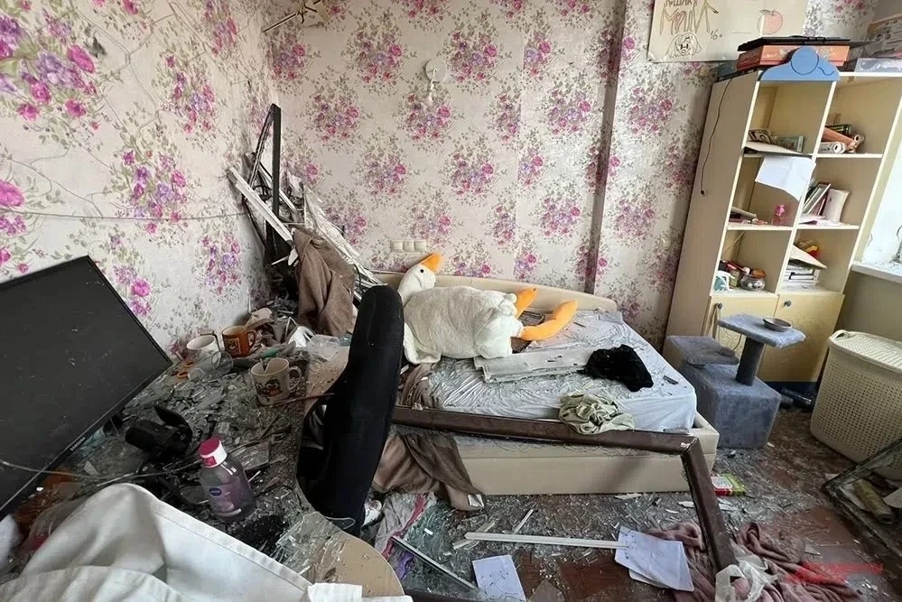 Жильцы, чьи квартиры пострадали от беспилотников, получат по 15 тысяч рублей

В июле украинские бесп