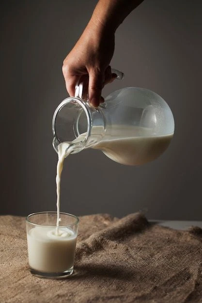 Молоко — ключевой продукт питания, качество которого зависит от здоровья коров, условий содержания и