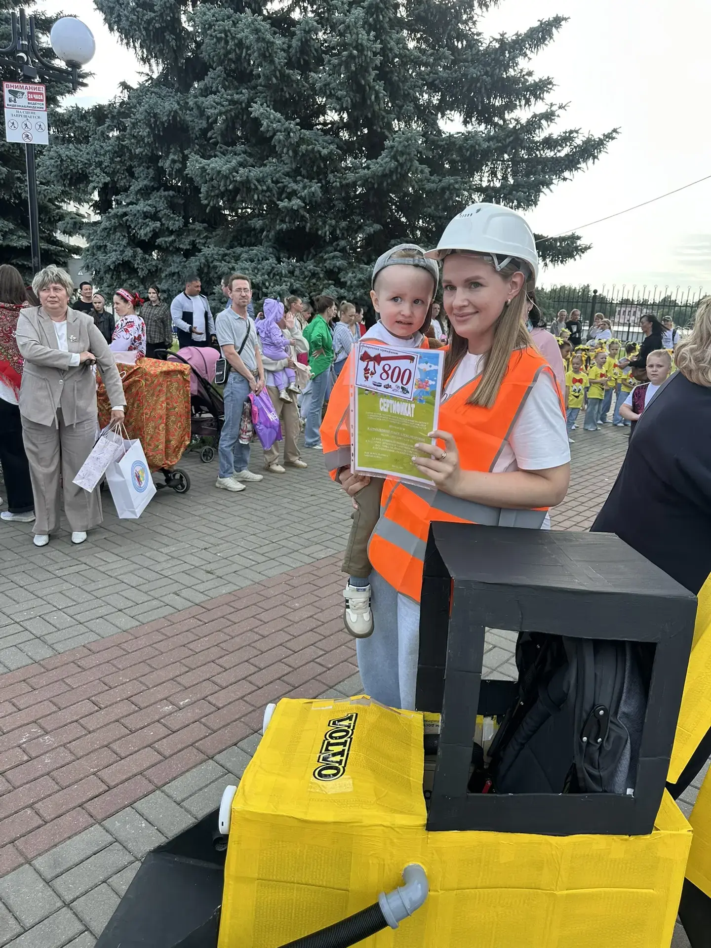 🎨 Волшебство детства: в Гусь‑Хрустальном состоялся удивительный фестиваль "Парад колясок», посвящён