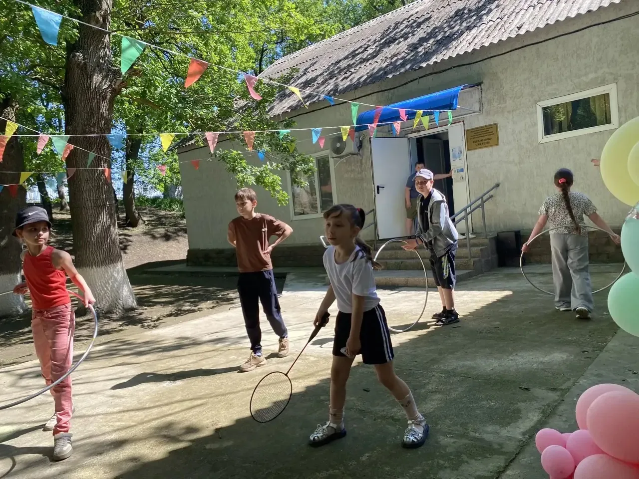 ☀️ Летние каникулы в самом разгаре, а у нас продолжается работа лагеря дневного пребывания «Истоки»!