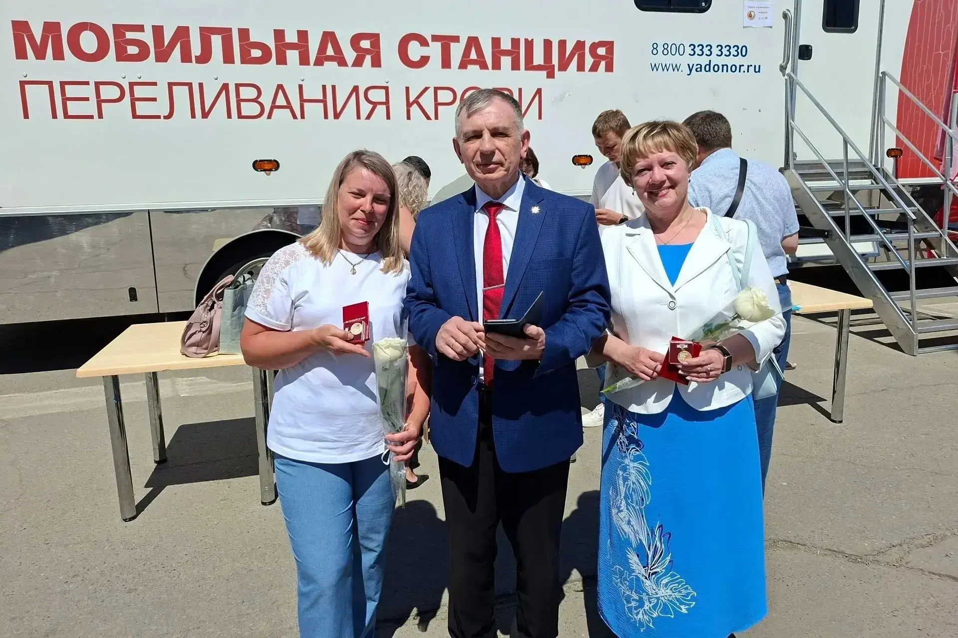 Нагрудные знаки «Почетный донор России» вручили 40 жителям Приангарья
 
🩸В Иркутске на площади у Дв