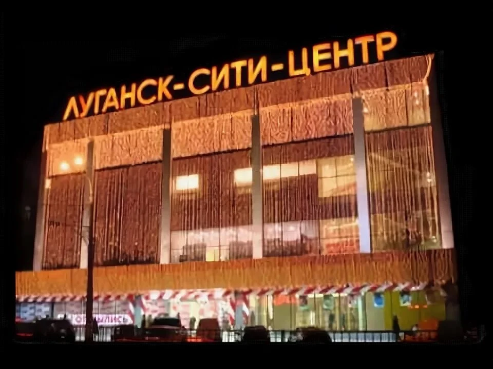 Сдам железный гараж в центре, р-н Сити-Центра. 
Цена 9000₽ в месяц.
Оплата минимум 6 месяцев.
+79591